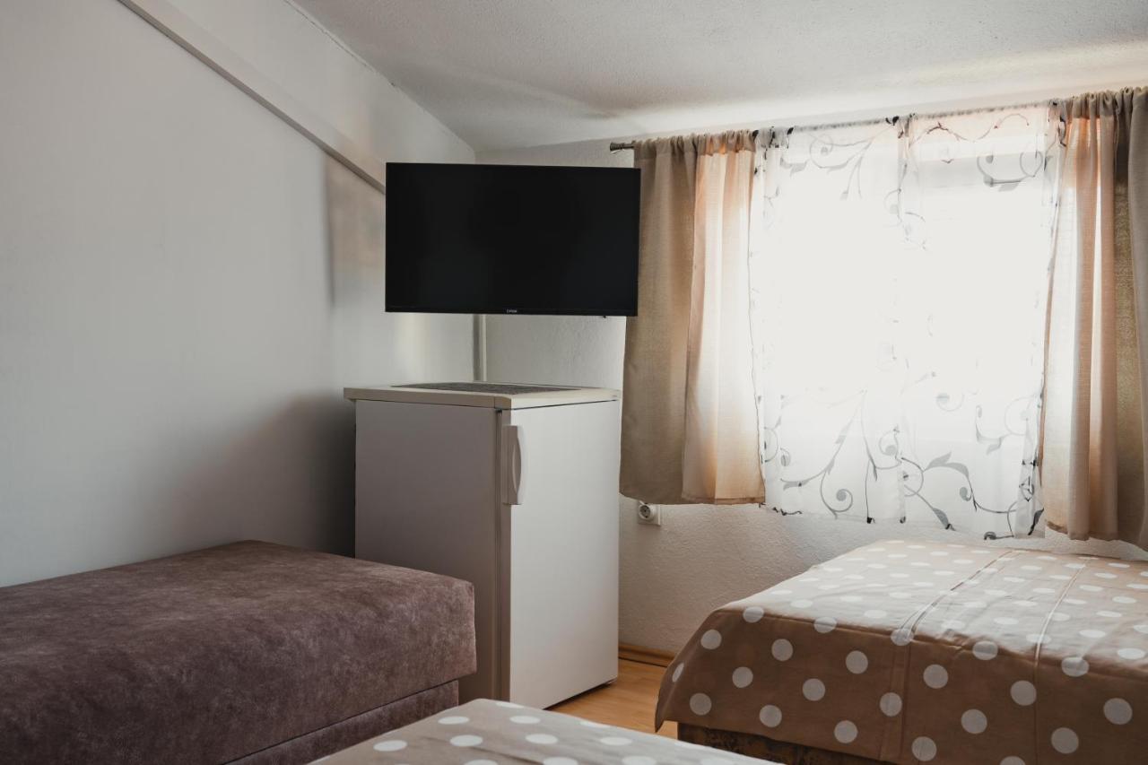 Apartments Djukic 蒂瓦特 外观 照片
